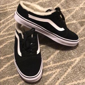 Old skool mule-(suede) black/Sherpa vans. NWOT